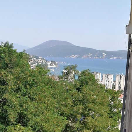 Dlx Apartman Adriatics Херцег Нови Екстериор снимка